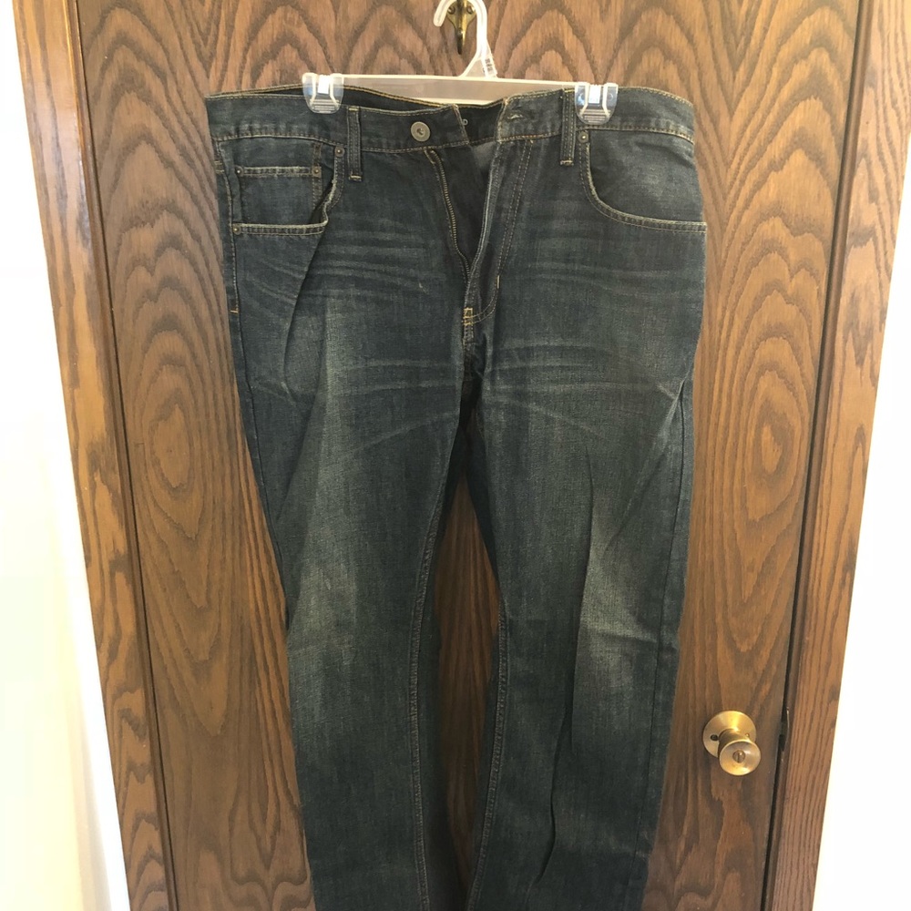 Bullhead slim straight jeans